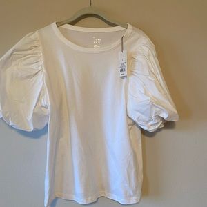 New with tags women’s T-shirt top with bubble sleeves